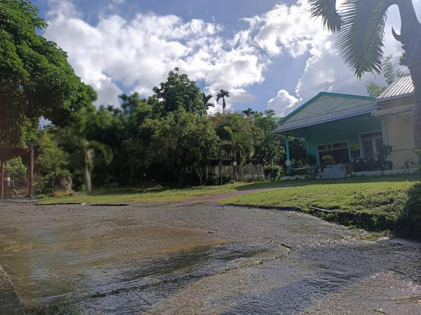 十畝田山莊會館 Hotel Csisang Kültér fotó